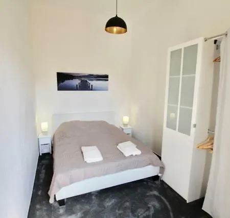 公寓 Old Town - Center - 2 Bedrooms 昂蒂布